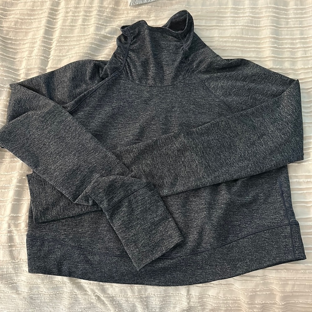 Prana activewear turtleneck top. Hardly worn. Like new condition. Short waist.